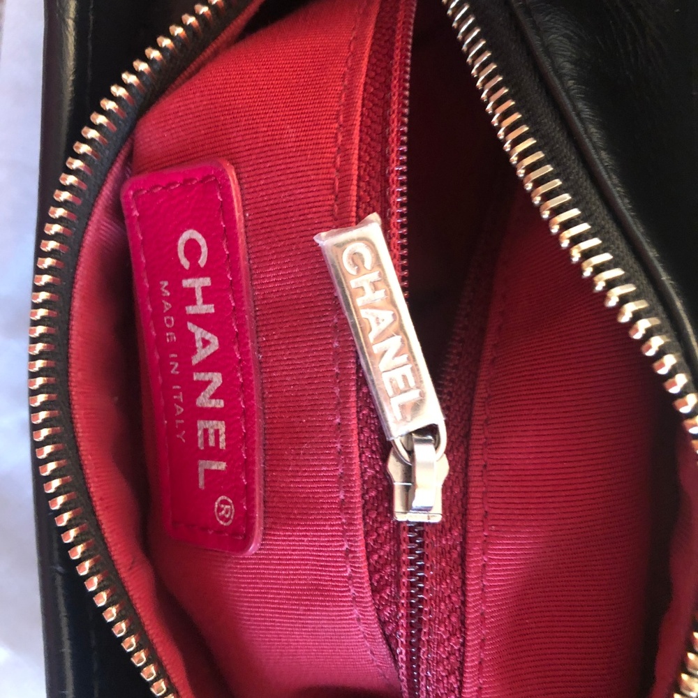 Authentic CHANEL Small Gabrielle Hobo Black Bag - Picture 8 of 8